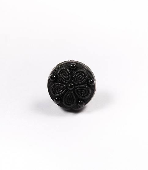 Black Daisy Shank Button Size 20L x10